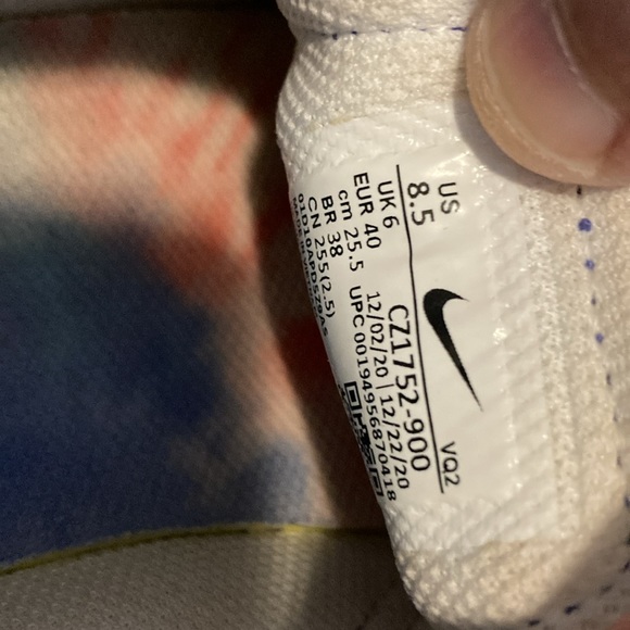 Nike Court Legacy Print Slip On Tie Dye Size US 8.5 EUR 40 - Picture 3 of 3